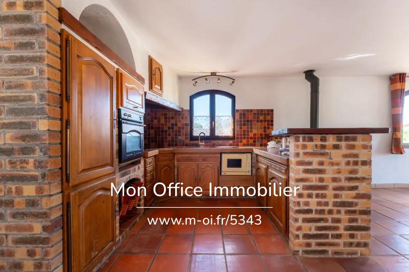 Maison - 188 m² - 8 pièces