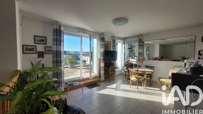 Appartement - 98 m² - 5 pièces