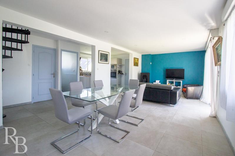 Maison - 105 m² - 5 pièces