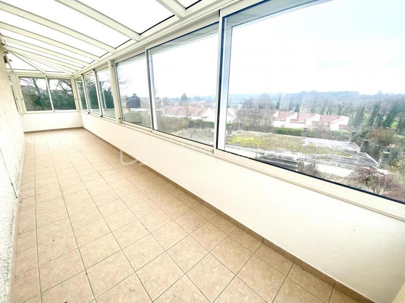 Maison - 246 m² - 7 pièces