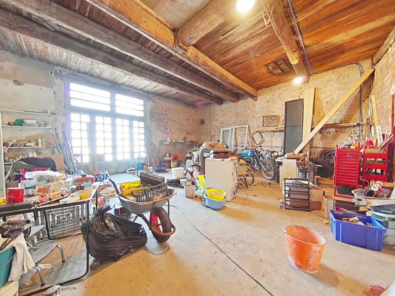 Maison - 180 m² - 7 pièces