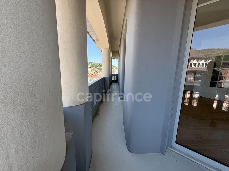 Appartement bourgeois - 107 m² - 4 pièces