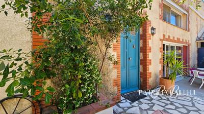 Villa - 630 m² - 26 pièces