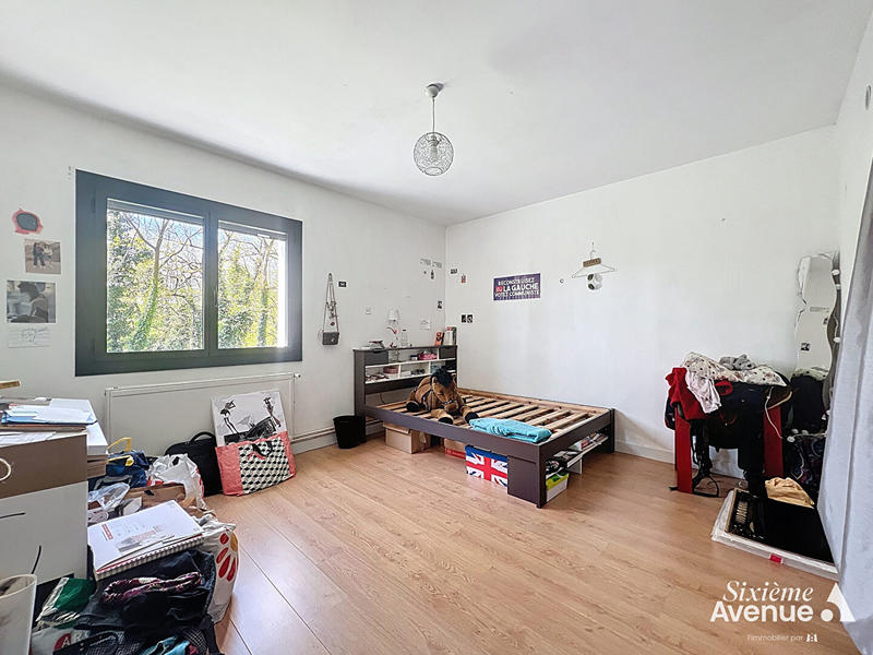 Maison - 179 m² - 10 pièces