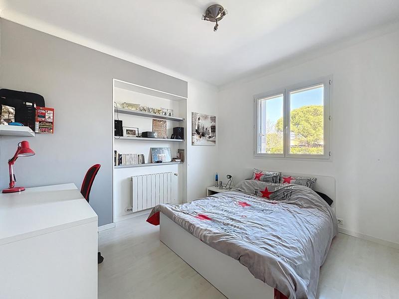 Maison - 180 m² - 6 pièces