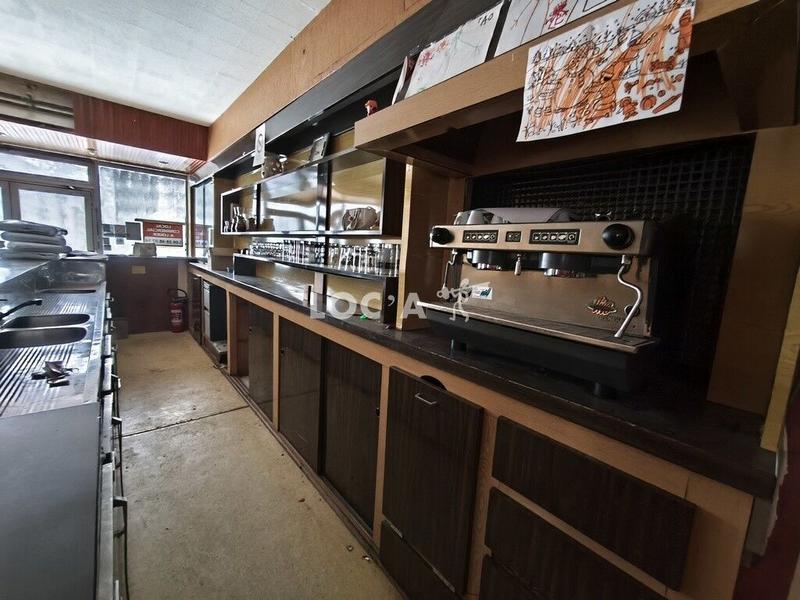 Local commercial - 110 m²