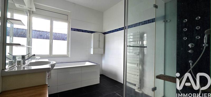 Maison - 188 m² - 6 pièces