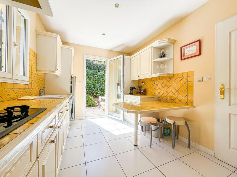 Villa - 148 m² - 6 pièces