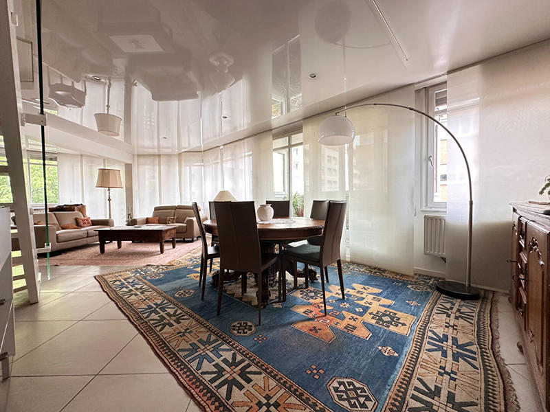 Appartement - 168 m² - 5 pièces