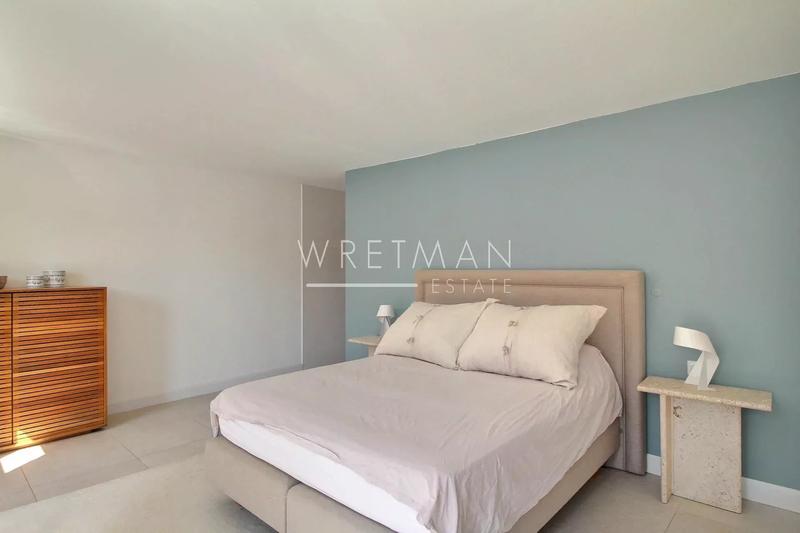 Villa - 225 m² - 6 pièces