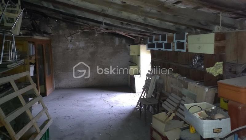 Immeuble - 240 m² - 8 pièces