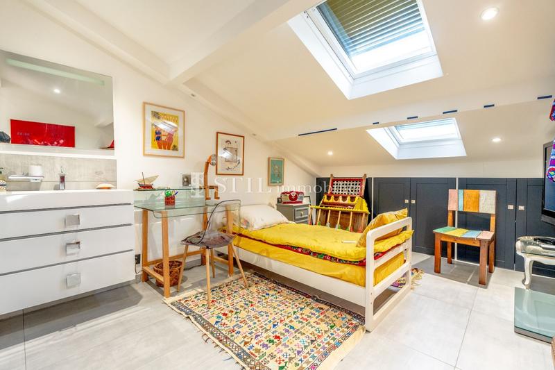 Appartement - 122 m² - 5 pièces