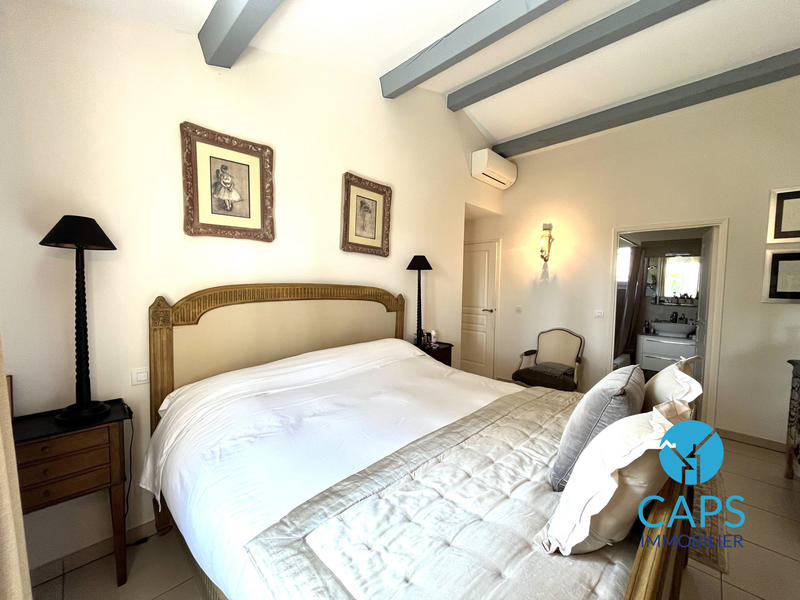 Villa - 168 m² - 5 pièces