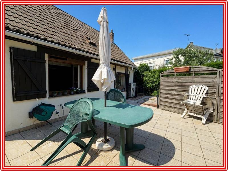 Maison - 110 m² - 4 pièces