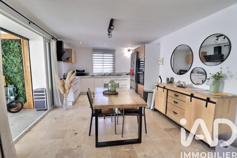 Maison - 64 m² - 3 pièces