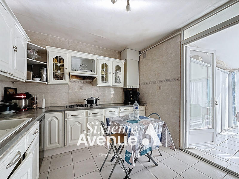 Maison - 88 m² - 5 pièces