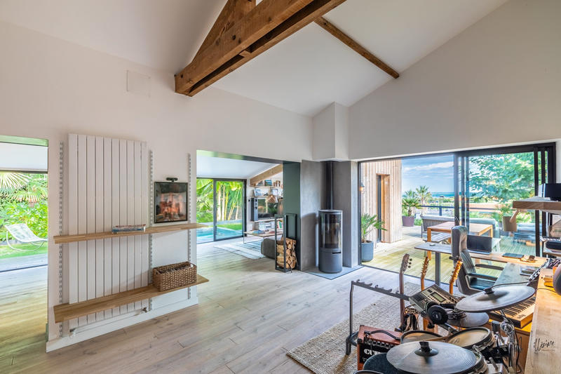 Maison - 152 m² - 7 pièces