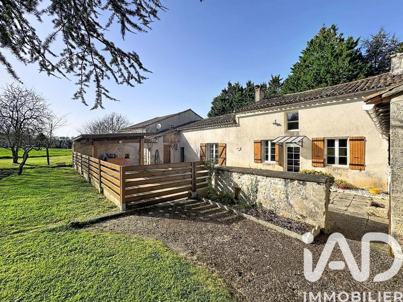 Maison - 165 m² - 8 pièces