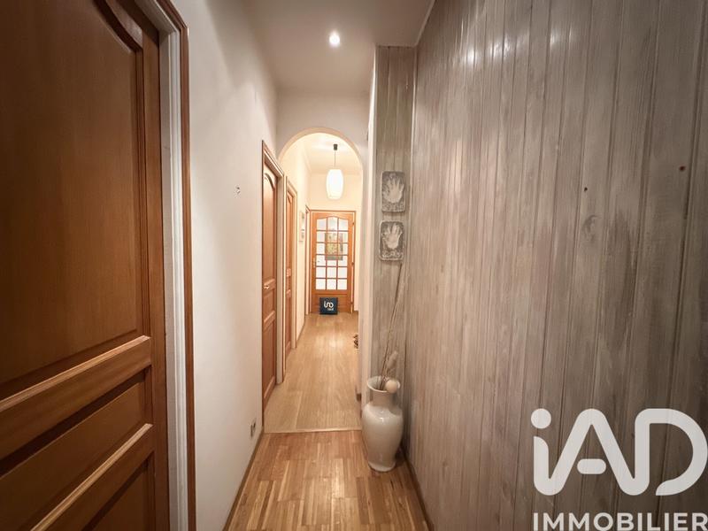 Maison - 200 m² - 7 pièces