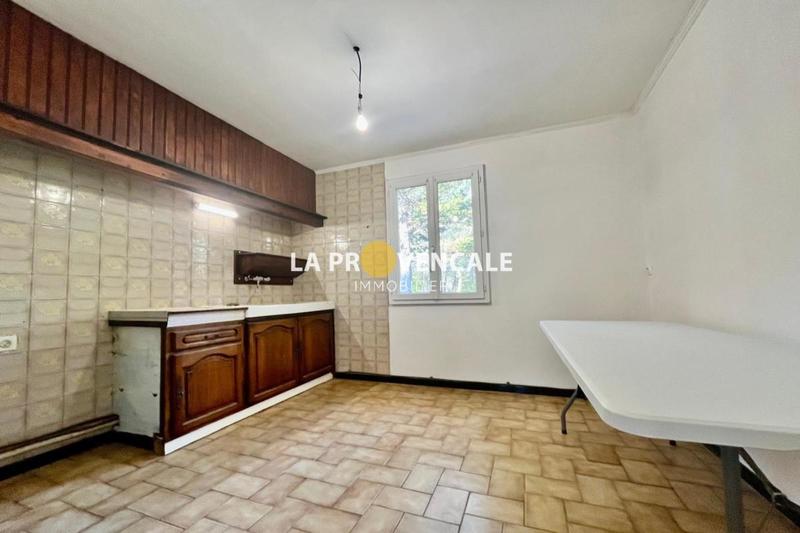 Appartement - 79 m² - 4 pièces