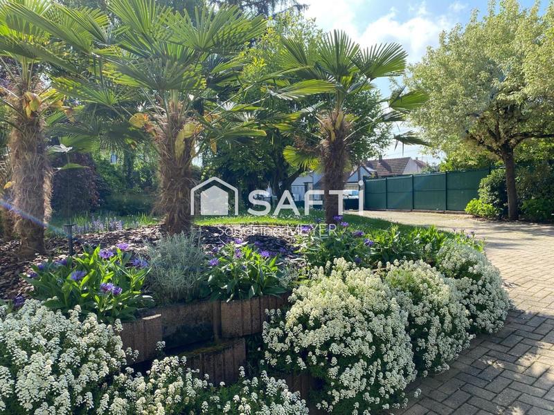 Maison - 226 m² - 7 pièces