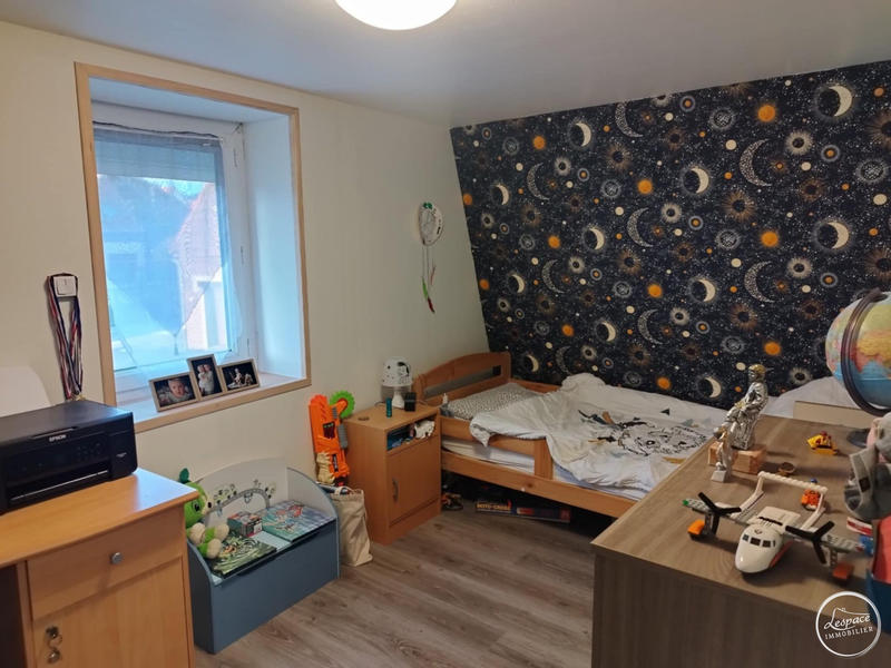 Maison - 84 m² - 5 pièces