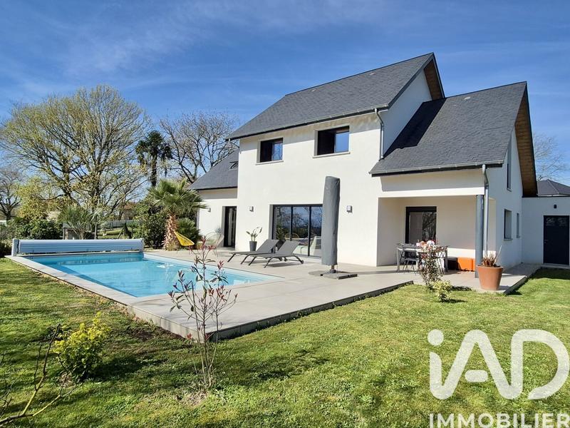 Maison de maîtres - 162 m² - 7 pièces