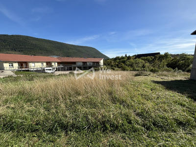 Terrain - 830 m²