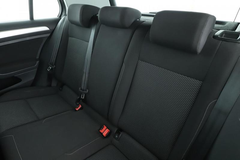 Volkswagen Golf VII 1.0 Tsi BlueMotion Tech Trendline Bv6 5p 110 ch