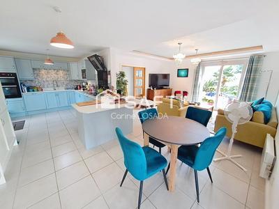 Maison - 168 m² - 6 pièces