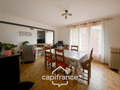 Maison - 116 m² - 7 pièces