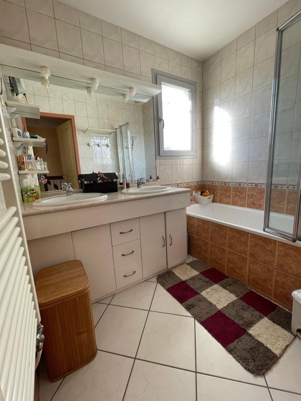 Maison - 108 m² - 5 pièces