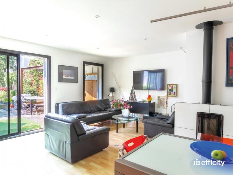 Maison - 190 m² - 7 pièces