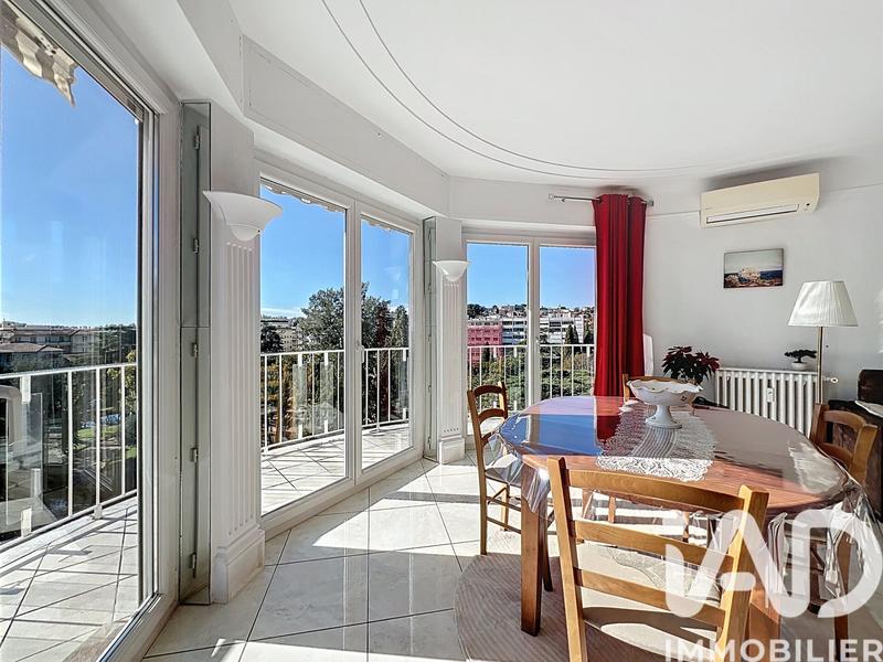 Appartement - 84 m² - 3 pièces