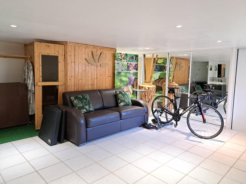 Appartement - 203 m² - 6 pièces