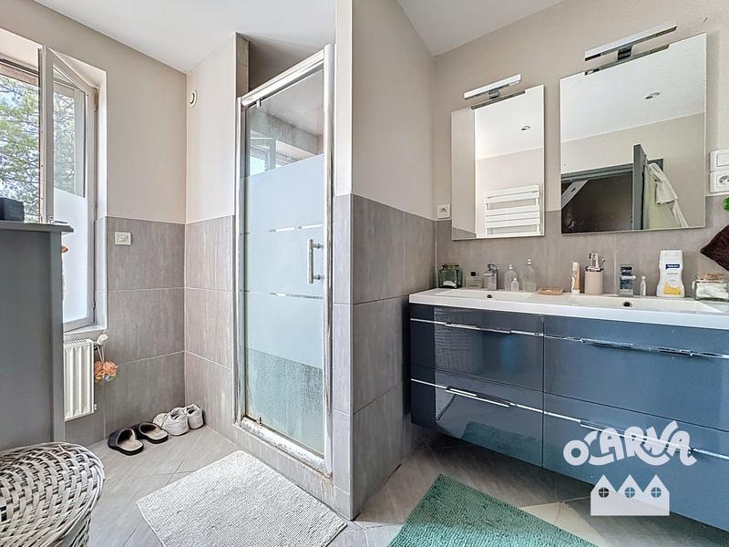 Maison - 88 m² - 3 pièces