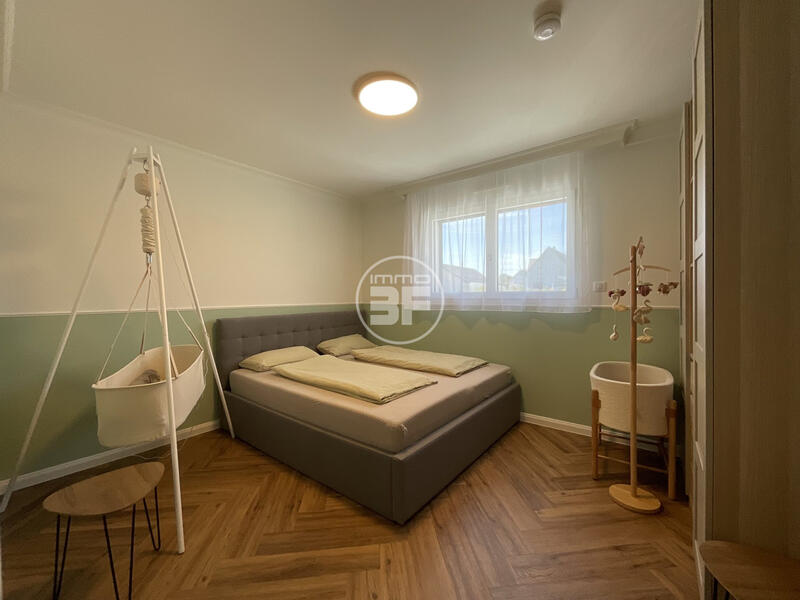 Maison - 187 m² - 5 pièces