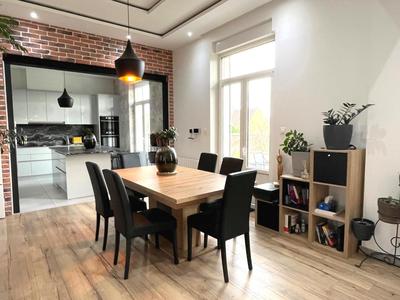 Maison ancienne - 212 m² - 8 pièces