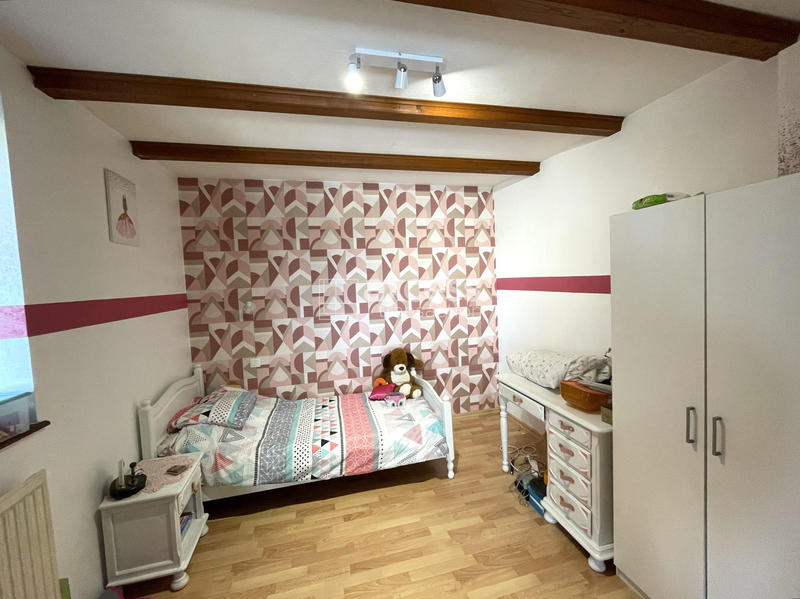 Maison traditionnelle - 145 m² - 5 pièces