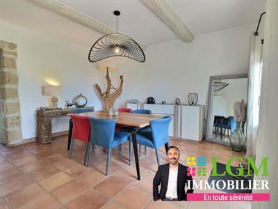 Mas - 212 m² - 6 pièces