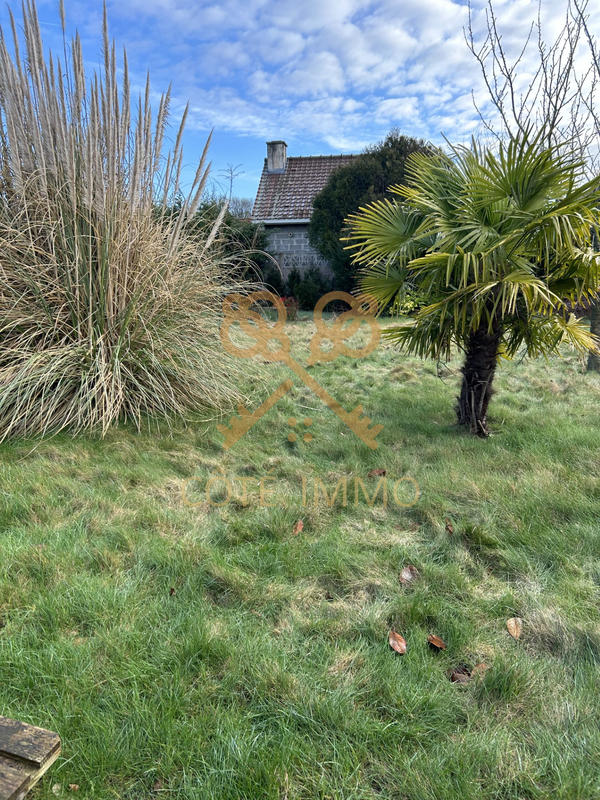 Maison - 250 m² - 8 pièces