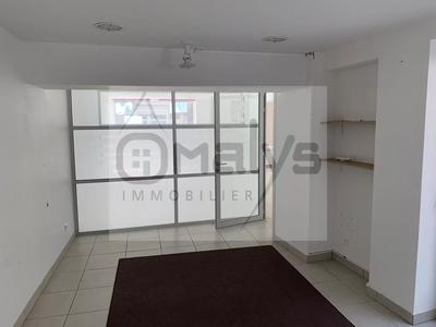 Immeuble mixte - 190 m² - 5 pièces