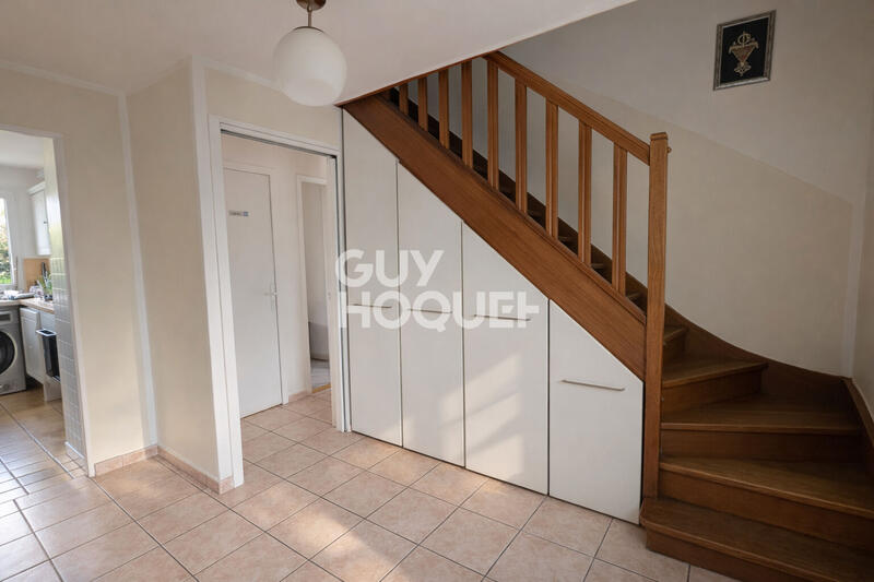 Maison - 106 m² - 7 pièces