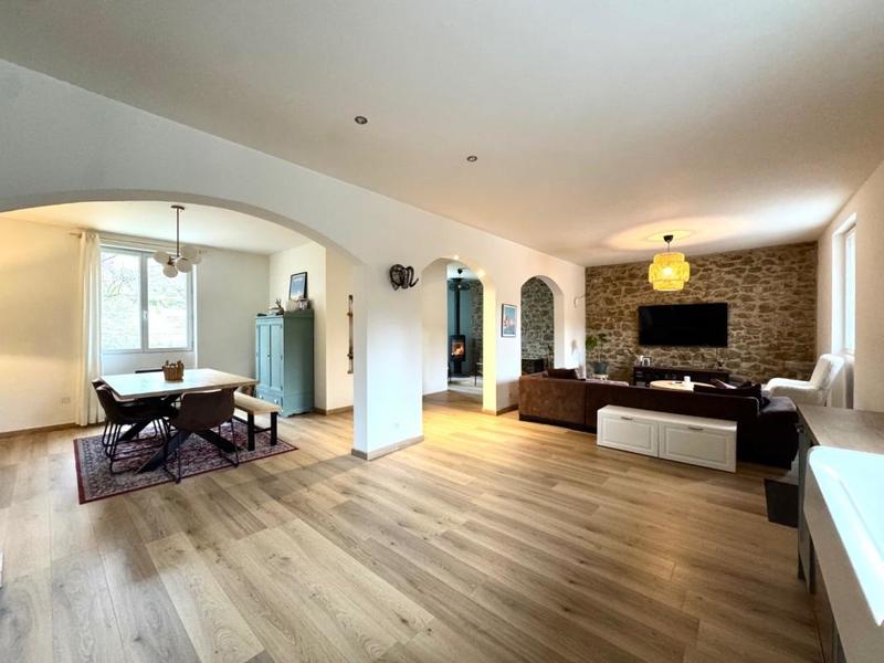 Maison en pierre - 100 m² - 3 pièces