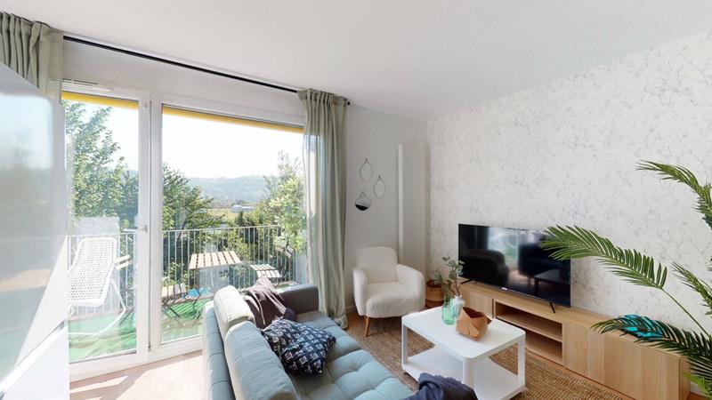 Appartement - 74 m² - 5 pièces