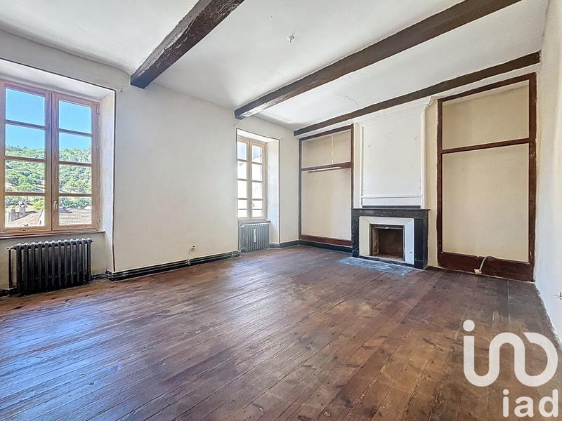 Maison de village - 457 m² - 10 pièces