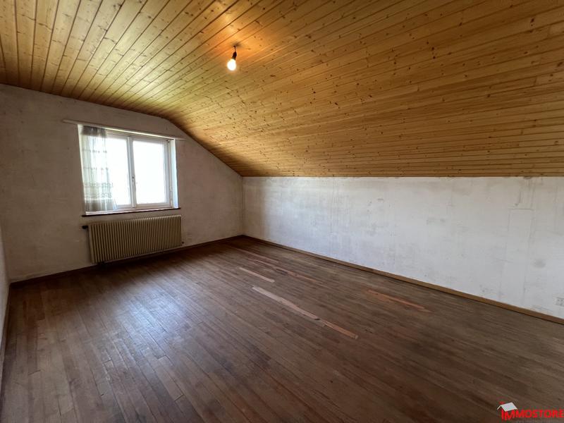 Maison - 205 m² - 8 pièces