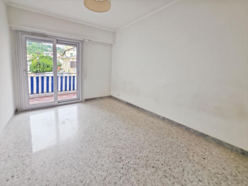 Appartement - 98 m² - 5 pièces