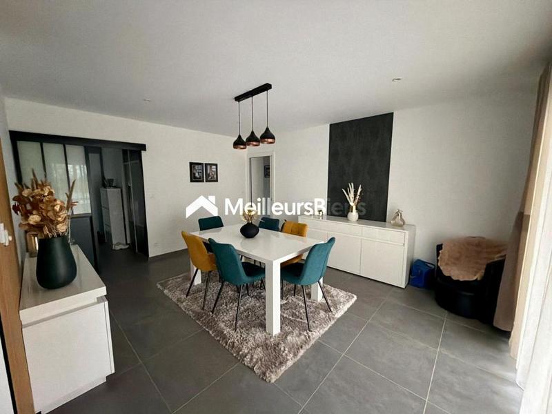 Pavillon - 121 m² - 6 pièces