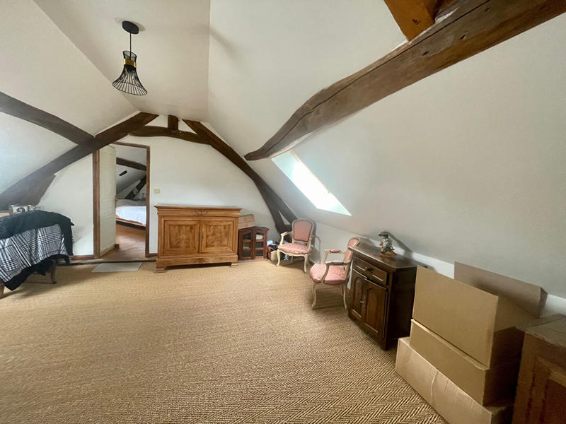 Maison - 200 m² - 8 pièces